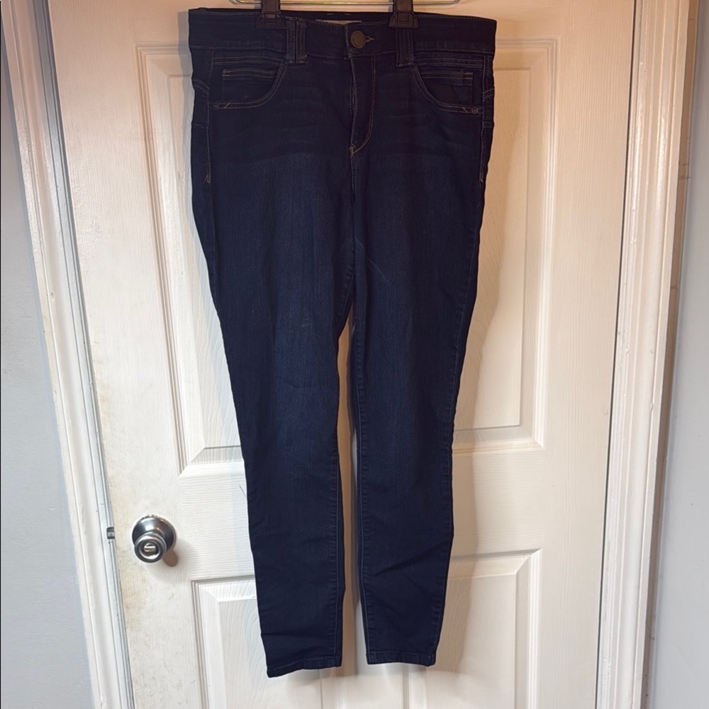 Women's Dark Blue Jeans